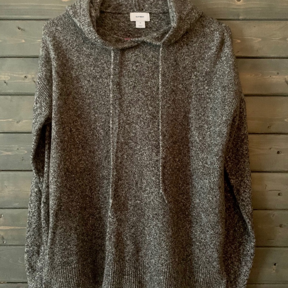 Old navy sweater